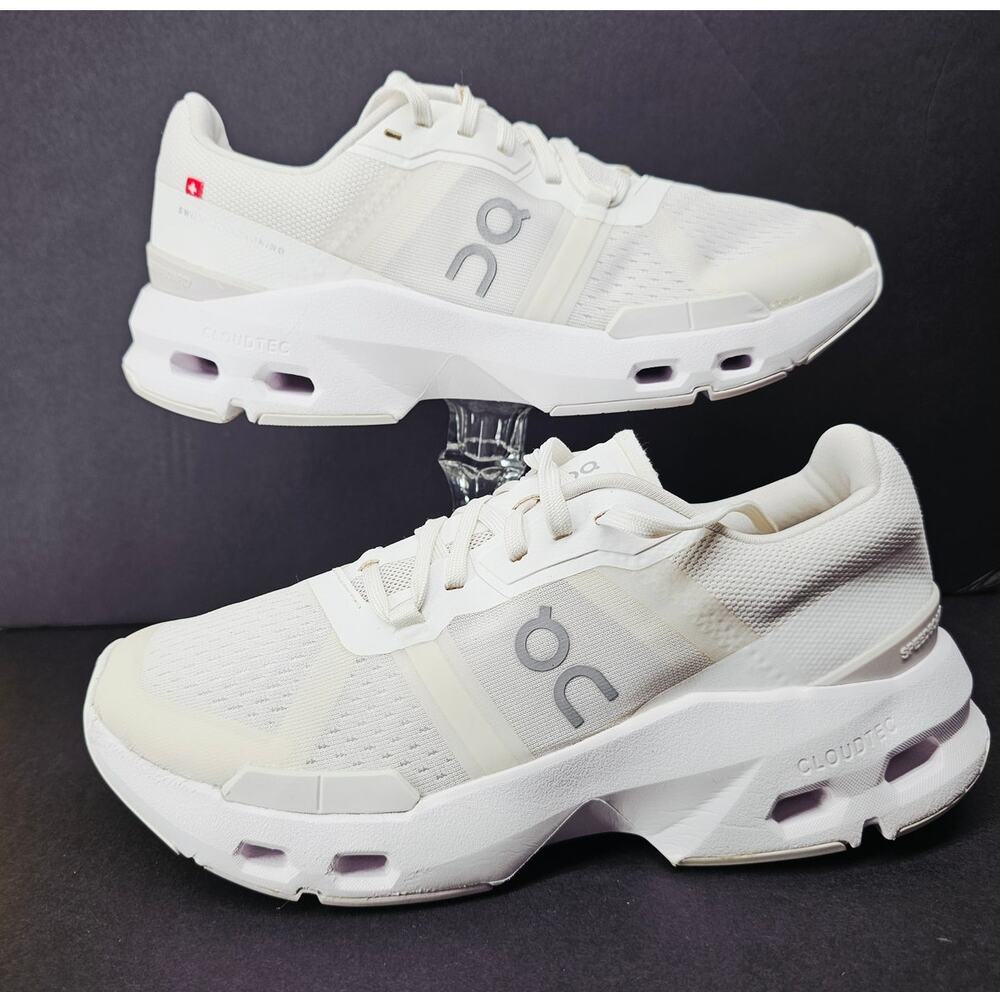 Oncloud Women 7.5 Comfy footwear